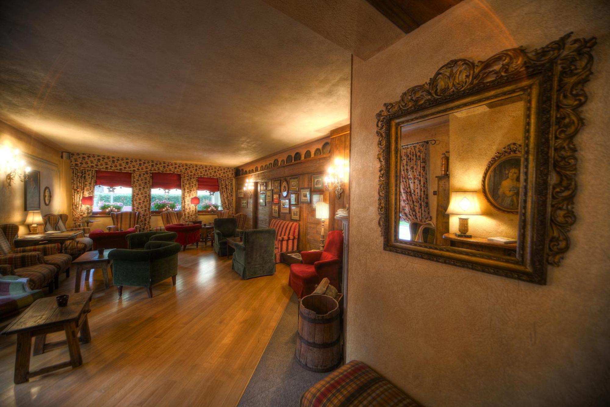 Villa Novecento Romantic Hotel - Estella Hotel Collection & Experience Courmayeur Exterior foto